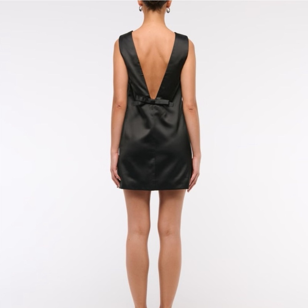 NWT Abercrombie & Fitch Plunge Bow-Back Mini Dress